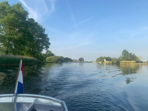 Ruime Aluminium Sloep met stuur