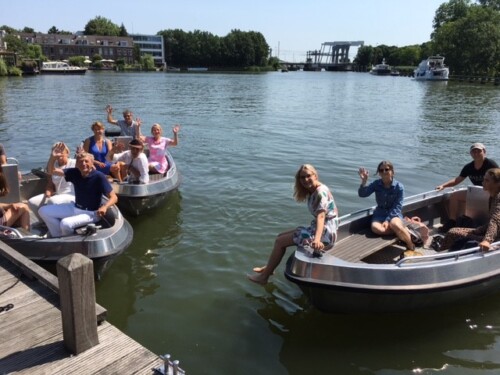 Elektrische sloep voor 6 personen